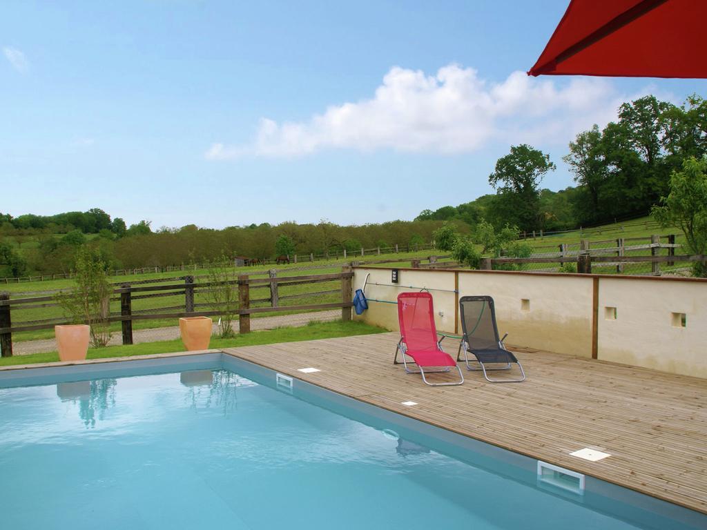 Modern Holiday Home With Private Pool Loubressac Exteriör bild